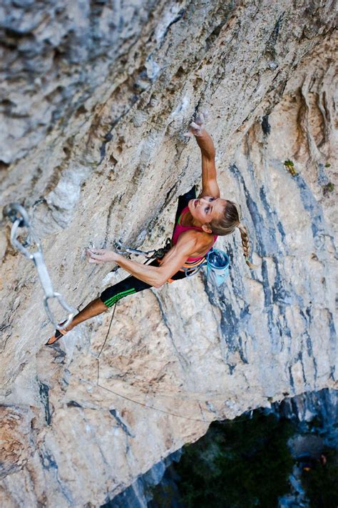 Sasha Digiulian, World Champion Rock Climber at 19 years old. The new definition of strength ...