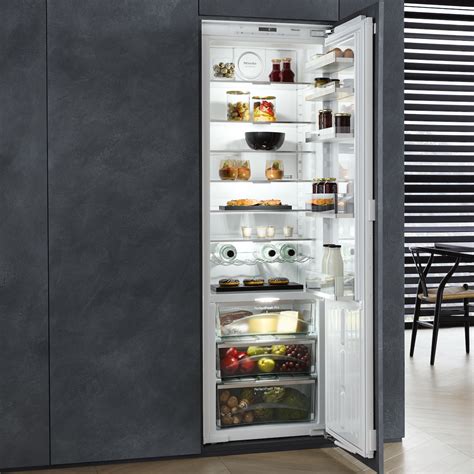 Refrigerators | Fridges | Built In | Integrated | Miele