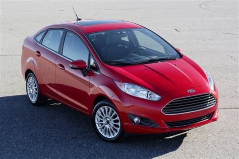 2016 Ford Fiesta Sedan Titanium - Picture / Pic / Image