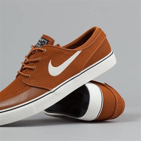 Nike SB Stefan Janoski PR SE Shoes - Tawny / Ivory | Flatspot