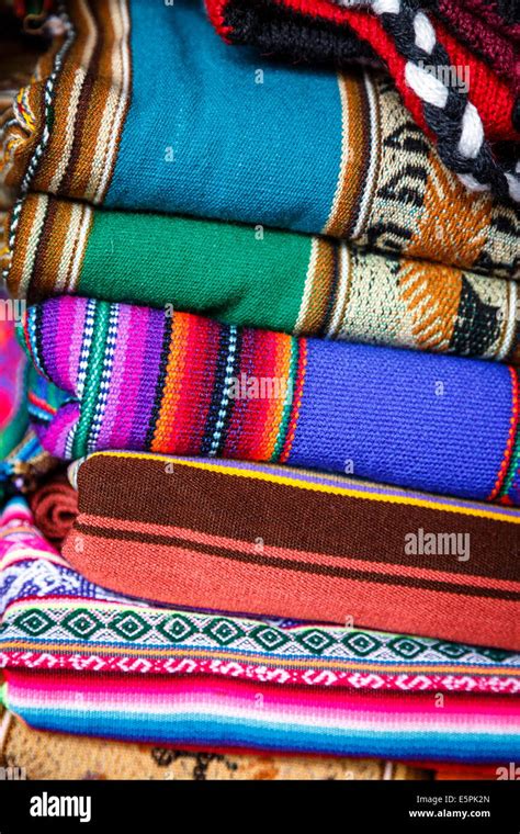 Llama wool hi-res stock photography and images - Alamy