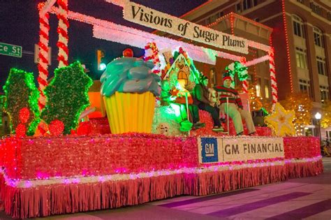 GM FINANCIAL FORT WORTH PARADE OF LIGHTS, Fort Worth TX - Nov 18, 2018 ...