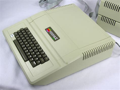 Apple II Plus Complete System (205477) – Apple Rescue of Denver