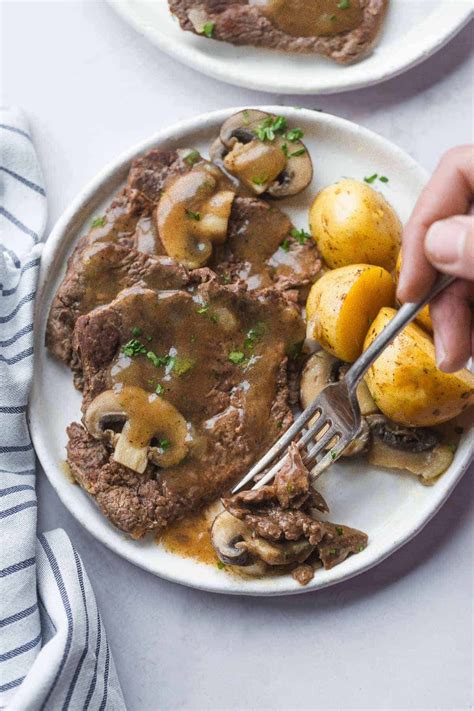 Instant Pot cube steak with potatoes and mushrooms cooked in a flavorful gravy. This cube ste ...