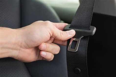 3 Essential Things to Know About Your Car’s Seat Belts | YourMechanic ...