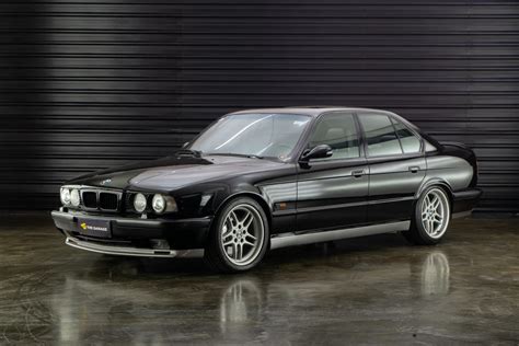 BMW M5 1995 E34 o sedan 6 cilindros de 340 cv força e luxo ao extremo ...