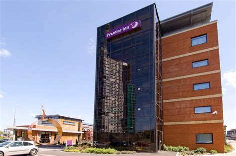 PREMIER INN WOLVERHAMPTON CITY CENTRE HOTEL - Updated 2022