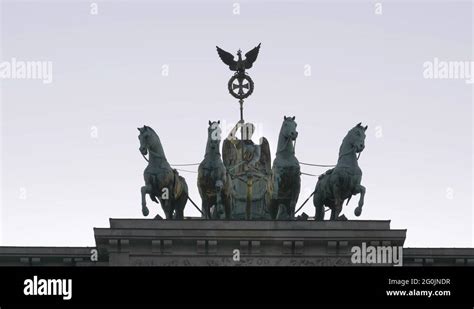 Brandenburg gate quadriga dusk Stock Videos & Footage - HD and 4K Video ...