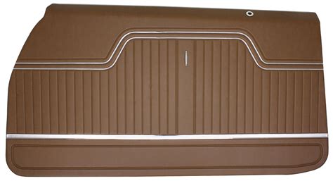 Distinctive Industries 1970-72 Door Panels, Top Rail Assembled Chevelle Front @ OPGI.com