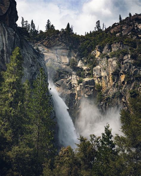 Current Flooding & Waterfalls in Yosemite Valley — Flying Dawn Marie ...