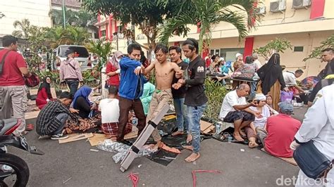 Bantu Korban Bencana Gempa Bumi Cianjur - Panti Yatim Indonesia