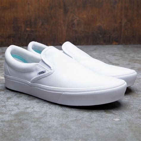 Vans Men Classic Slip-On - Comfy Cush white true white