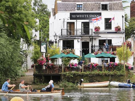 25 Best Canal & Riverside Pubs & Bars In London