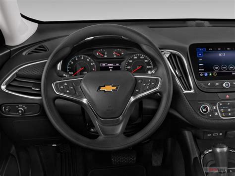 Total 151+ images malibu chevrolet interior - br.thptnvk.edu.vn