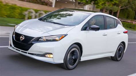 2023 Nissan Leaf Debuts Refreshed Design, Simplified Trim Lineup