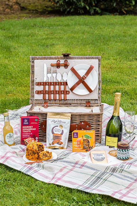 The Luxury Picnic Hamper - Basketcase.ie