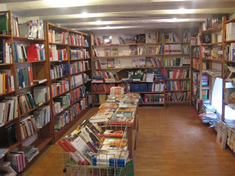 libreria bonturi: LA LIBRERIA E I SUOI SPAZI