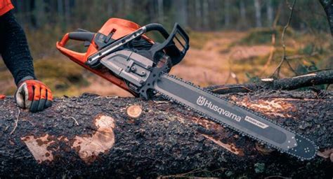 Stihl vs. Husqvarna: A Comparative Review of Chainsaws | M3Tools