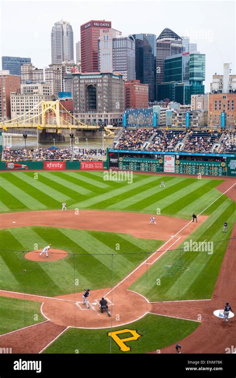 Pittsburgh pirates pirates hi-res stock photography and images - Alamy