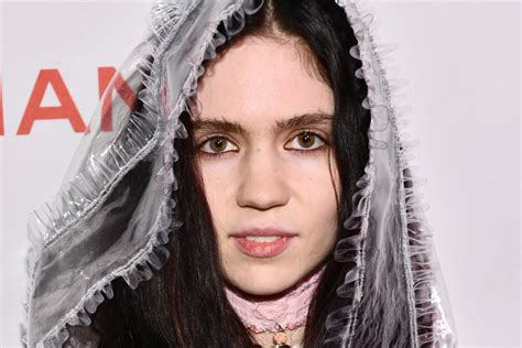 Grimes Has Looked Into Getting Surgery to Change Her Eye Color