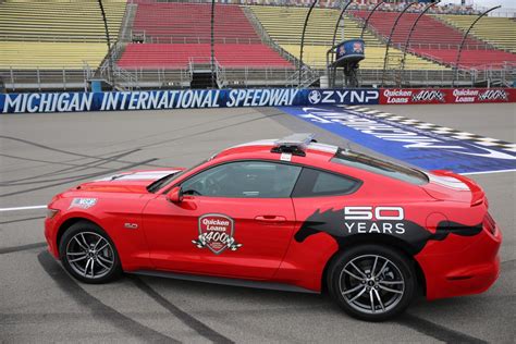 2015 Ford Mustang GT Designated NASCAR Pace Car - autoevolution