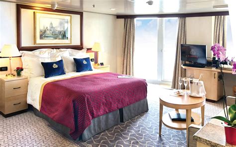 Queen Elizabeth Queens Suite - The Luxury Cruise Review