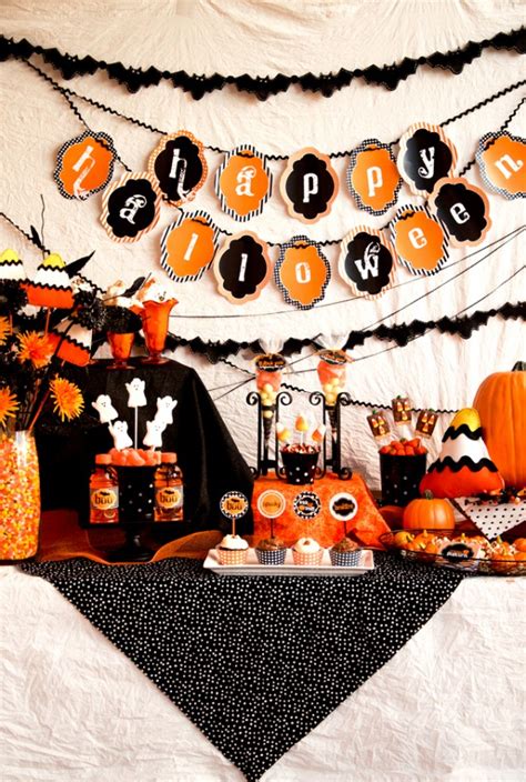 30 Halloween Party Decorations Ideas - Decoration Love