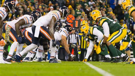 Bears Vs. Packers Live Stream: How to Watch Sunday Night Football NFL Week 12 Game Online – NBC ...