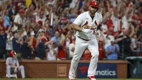 Albert Pujols hits 700th career home run | Albert pujols, Homerun ...