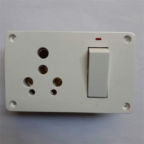 Switch Socket Combined 6A/16A X 240V~ Polycarbonate White PCS 1 ...