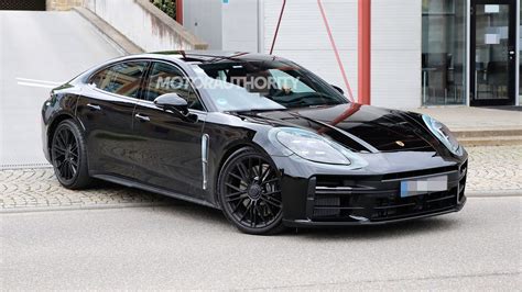 Porsche Panamera 4s 2024 - Erma Odetta