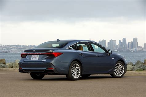 A Week With: 2020 Toyota Avalon Limited Hybrid - The Detroit Bureau