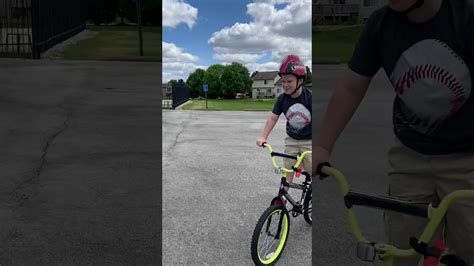 Bike tricks - YouTube