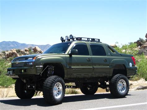 Chevrolet Avalanche Lifted - reviews, prices, ratings with various photos