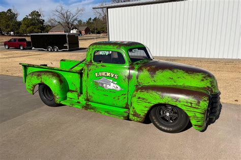 Roger Johns' Eye-Catching '47 Chevy Turns Quick Laps