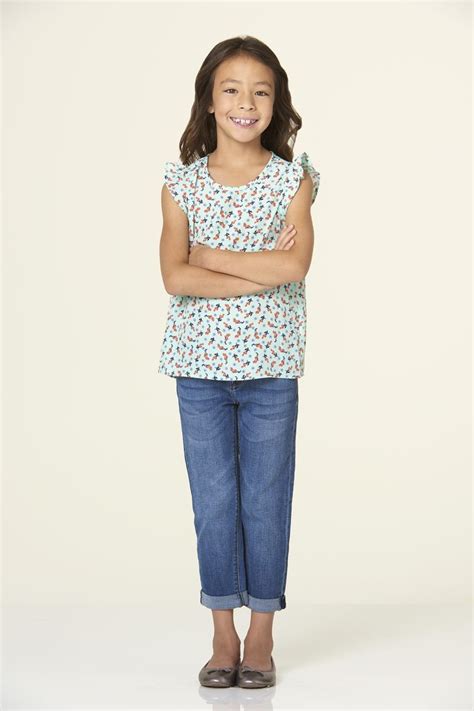 Aubrey Anderson-Emmons as Lily Tucker-Pritchett in #ModernFamily ...