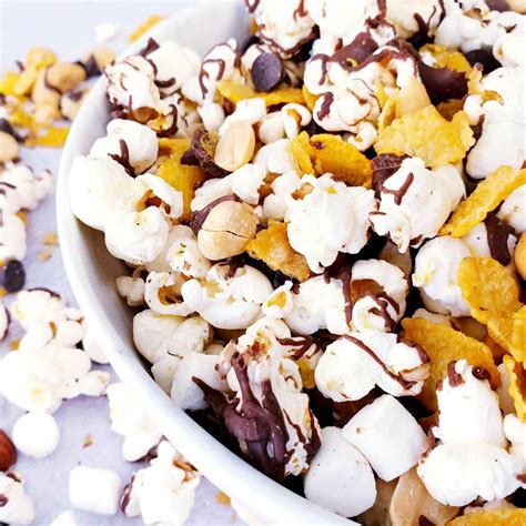 Popcorn Snack Mix (No-Bake Recipe) – Feast Glorious Feast