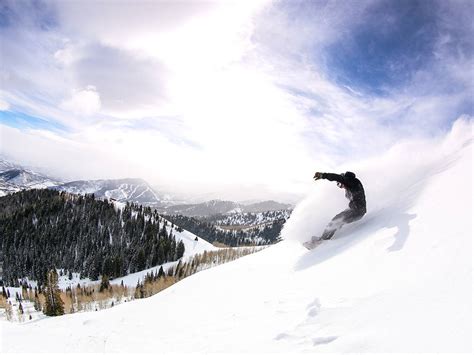 20 Best Places to Snowboard in the U.S.