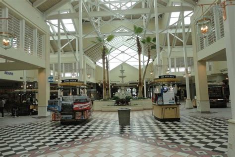 The 10 best malls and shopping centers in Savannah, ranked