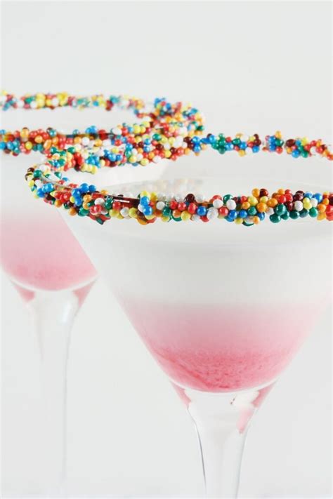 25 Best Birthday Cocktails - Insanely Good