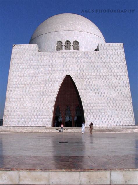 Photo - Tomb of Muhammad Ali Jinnah by Omer Hafeez (Karachi) | Pak101.com