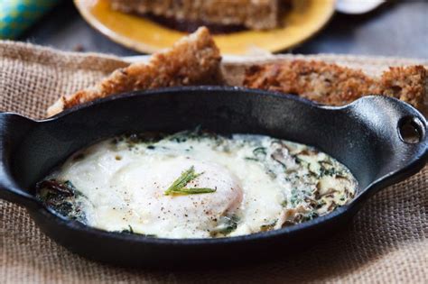 Shirred Eggs with Spinach, Mushrooms and Toast Soldiers | The Garum ...