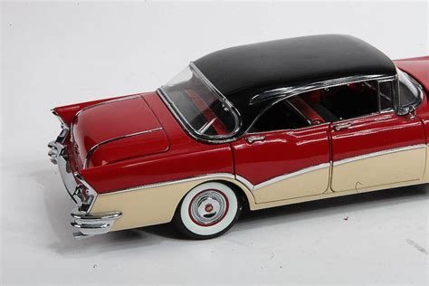 Danbury Mint 1956 Buick Roadmaster Riviera Die-Cast Car | EBTH