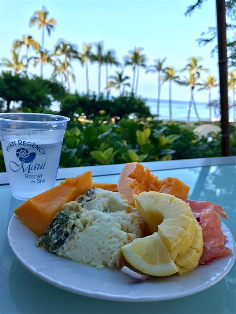 Inside the 'New' Hyatt Regency Maui Club Lounge - The Points Guy