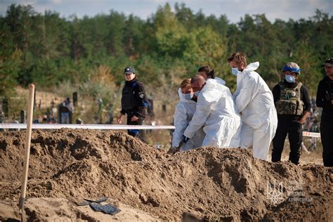 Ukraine completes exhumation of soldiers at Lyman mass grave | Reuters