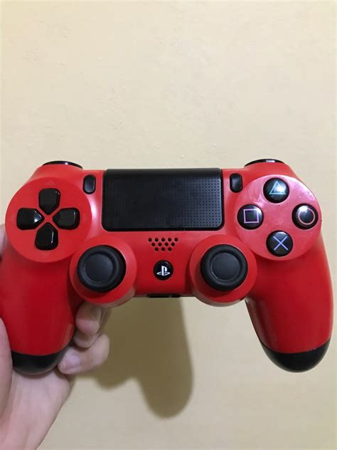 Ps4 original controller, Video Gaming, Gaming Accessories, Controllers on Carousell