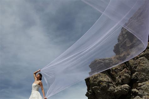 Free picture: bride, sunshine, gorgeous, hiking, spectacular, wedding dress, wedding, girl ...