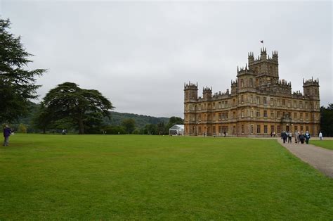 English Patience: Highclere Castle (Downton Abbey)