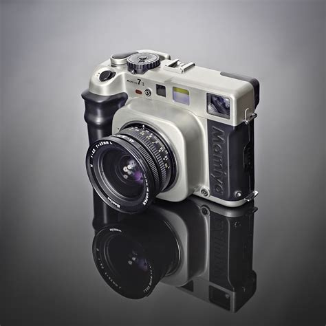 Mamiya 7II Rangefinder: the sharpest camera ever made in Medium format. | Vintage cameras ...