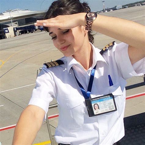 FEMALE PILOT | Female pilot, Fly girl, Beautiful women pictures